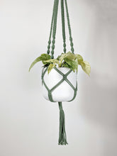 Load image into Gallery viewer, Handwoven Macrame Hanger - Green